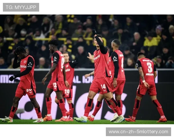 汉堡主场迎战拜仁，保级压力能否抵御卫冕冠军冲击